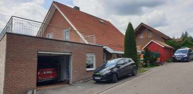 Gepflegtes Einfamilienhaus mit einer Einliegerwohnung in Fornsbach
